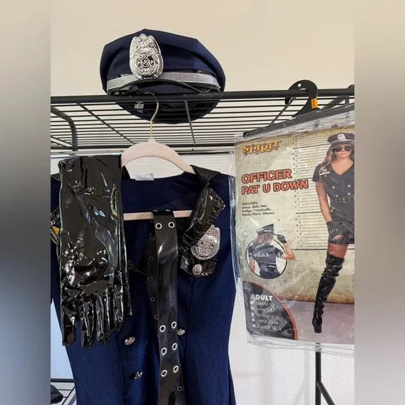 Spirit Adults Police Officer Costume - Navy Blue - Picture 2 of 5